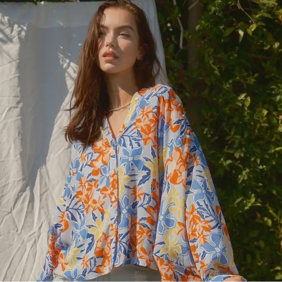 01 Boho -Floral print woven blouse top - Picture 3 of 6